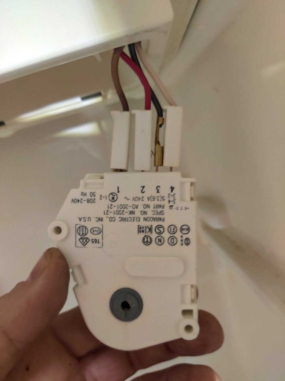 таймер оттайки для холодильника tmdc625-1, таймер оттайки paragon nk-2001-21 230v, таймер оттайки для холодильника бош, механический таймер оттайки dbzc-625 х4007, таймер оттайки