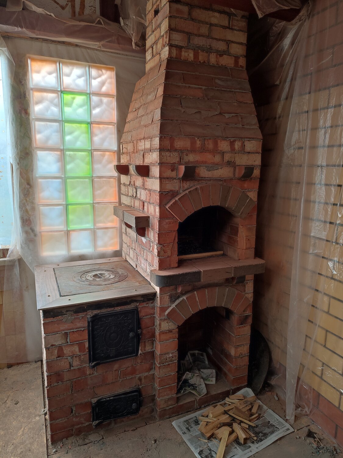 русская печь с барбекю, кирпичная печь камин, кирпичная печь мангал, печи камины барбекю, печь из кирпича