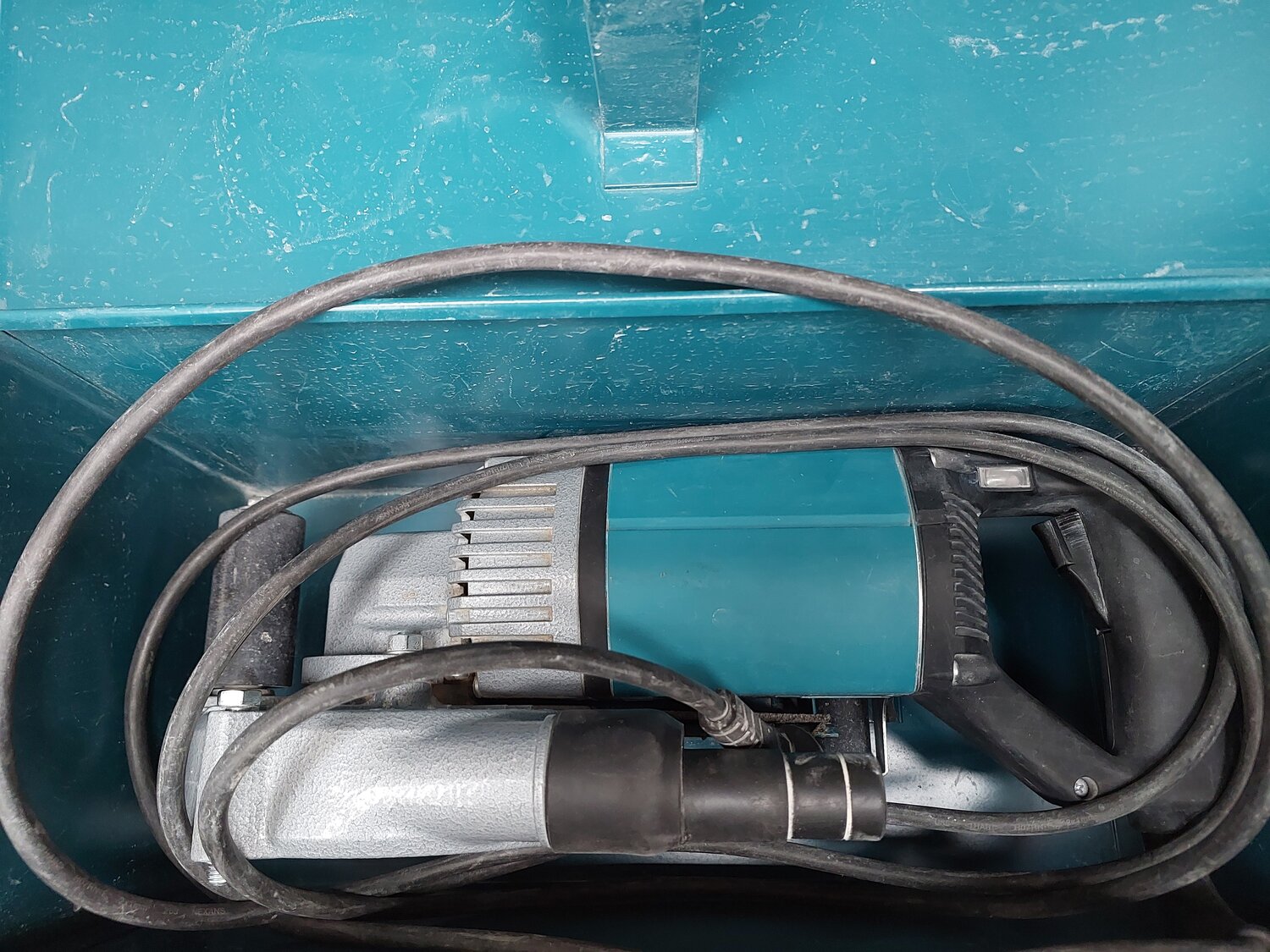 ножницы по металлу makita js3201j, makita, ушм makita ga9040sf01, 2600 вт, 230 мм, ножницы по металлу макита js1600 300вт, болгарки макита