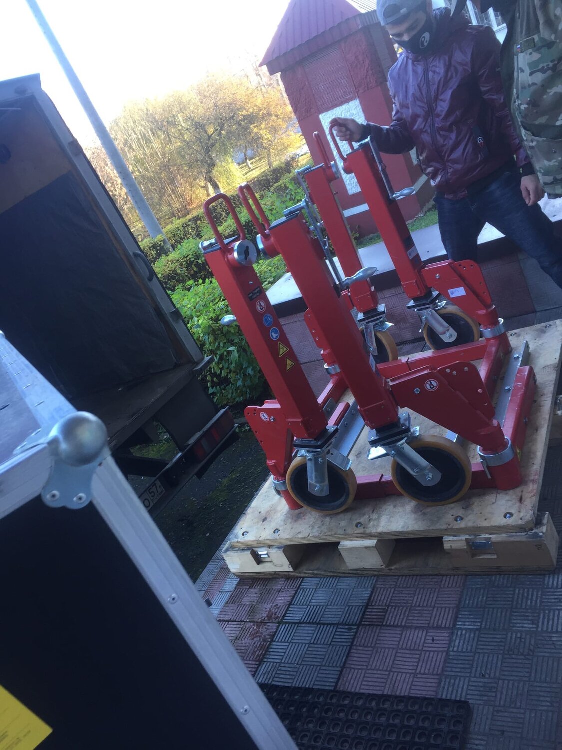 гидравлическая тележка prolift cw25, тележка гидравлическая рохля, гидравлическая тележка ox 30 oxlift 3000 кг, рохля лема 2500, ручной гидравлический штабелер