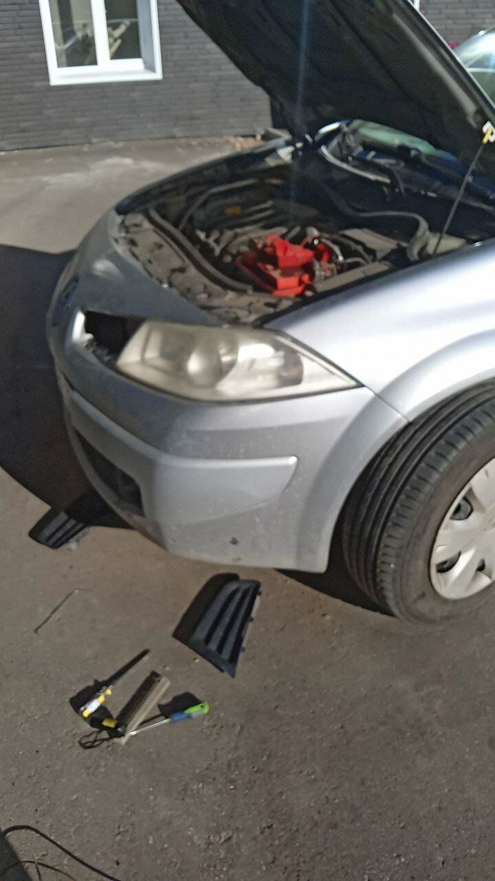 renault megane ii, renault megane 2, рено меган 2, renault megane 2 поколение, меган 2 заправка кондиционера