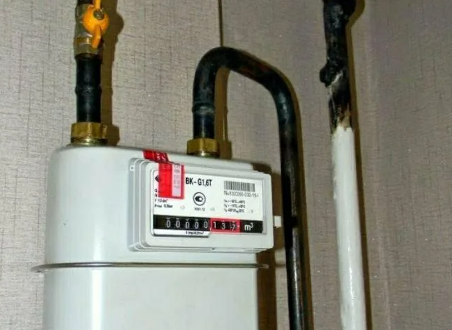 счетчик газовый, счетчик на газ, крепление газового счетчика, монтаж счетчика газа, установка газового счетчика