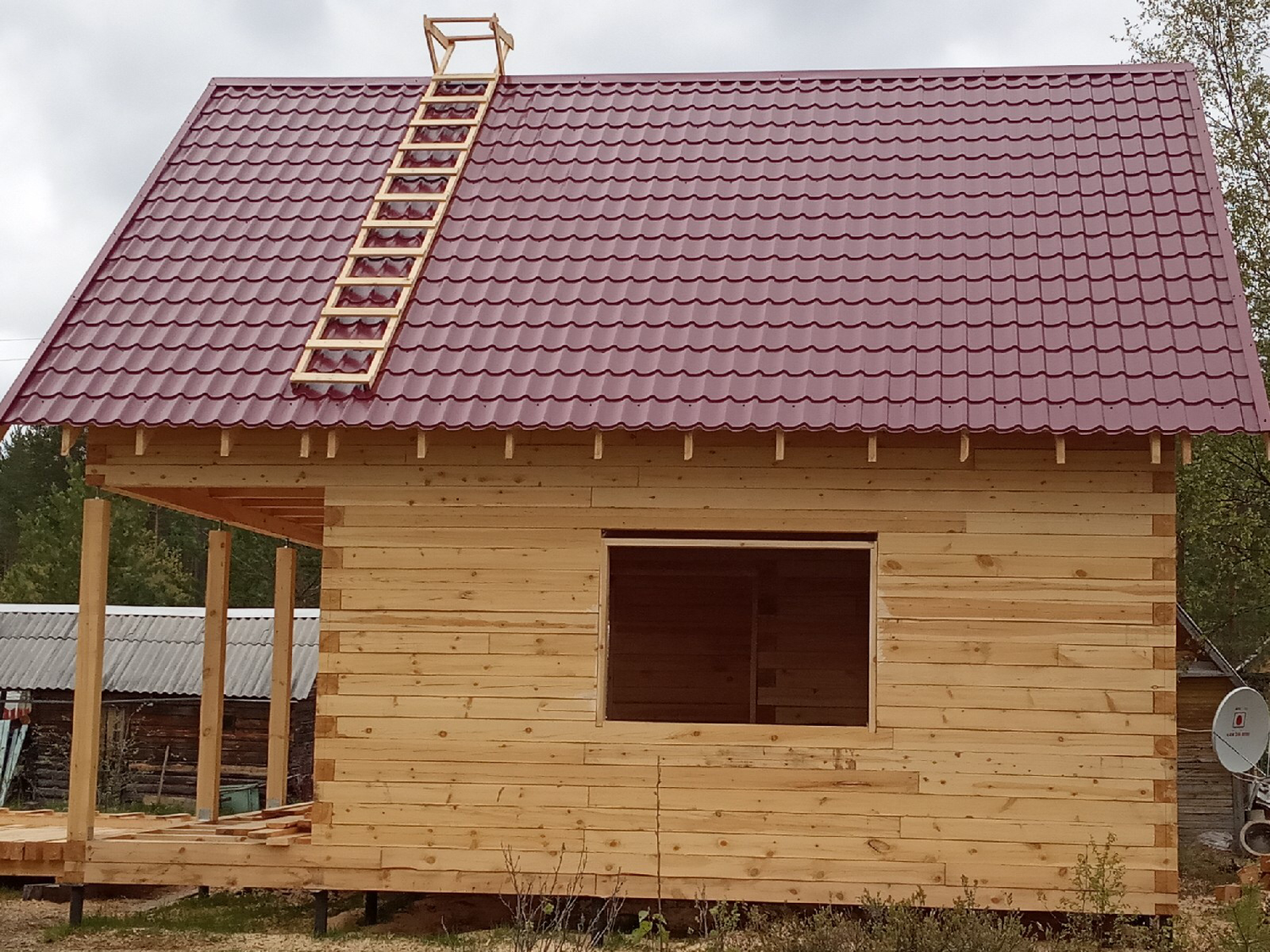 екатерем бани из бруса, баня из бруса 100х150 без отделки, баня 5х5 из бруса 150х150, строительство бани из бруса, баня из бруса 3х5