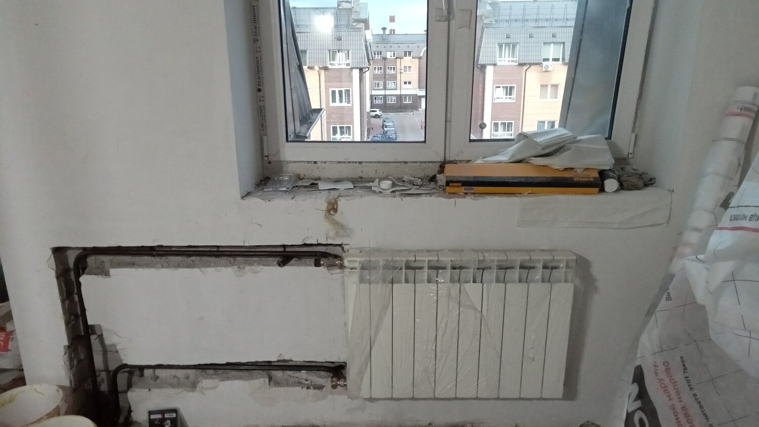 установка батарей, установка батарей отопления, замена батарей отопления, установка радиаторов, установка радиаторов отопления