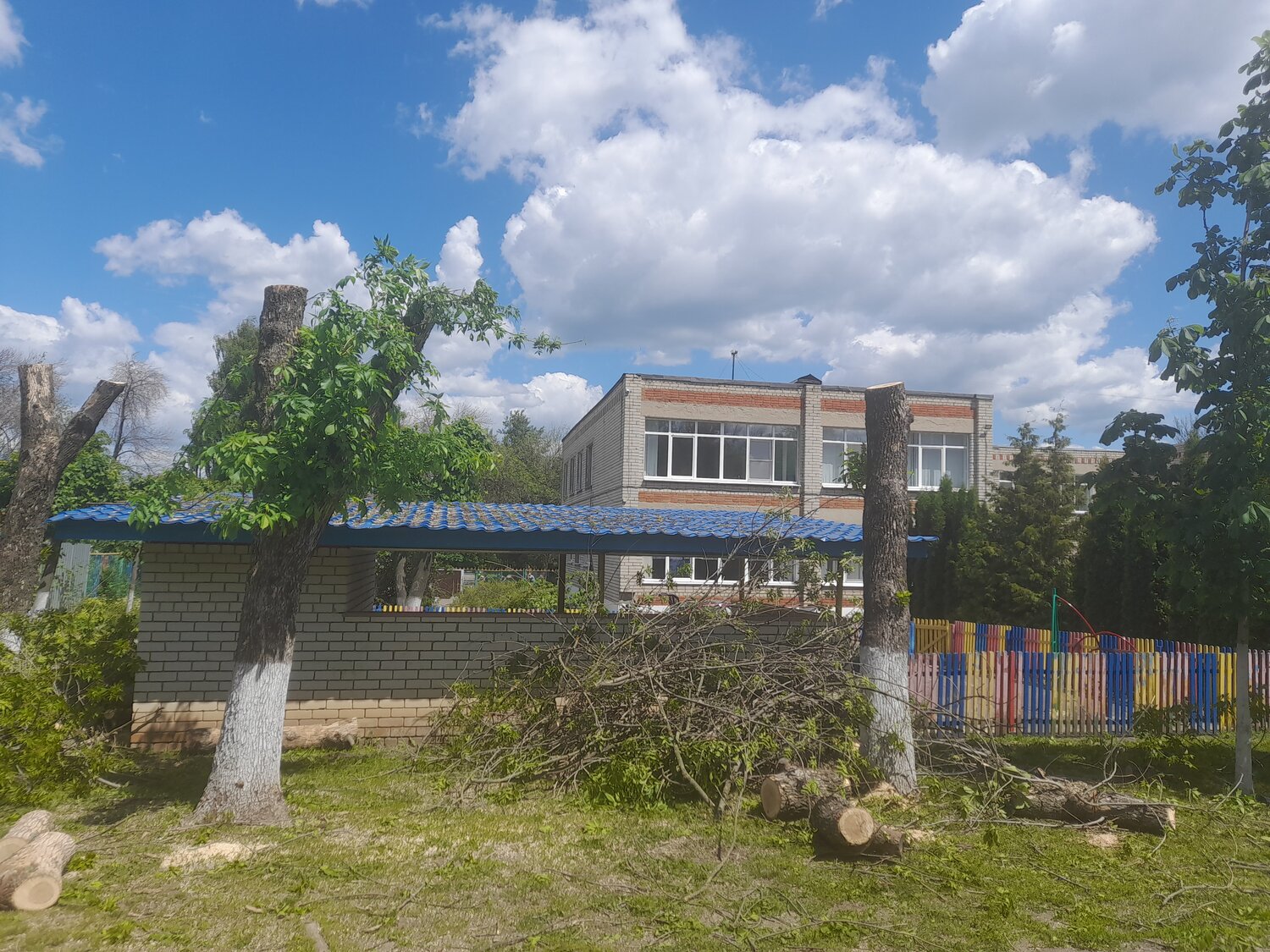 детский сад 24, детский сад, детский сад 3 белово, родничок детский сад, здание детский сад черевково
