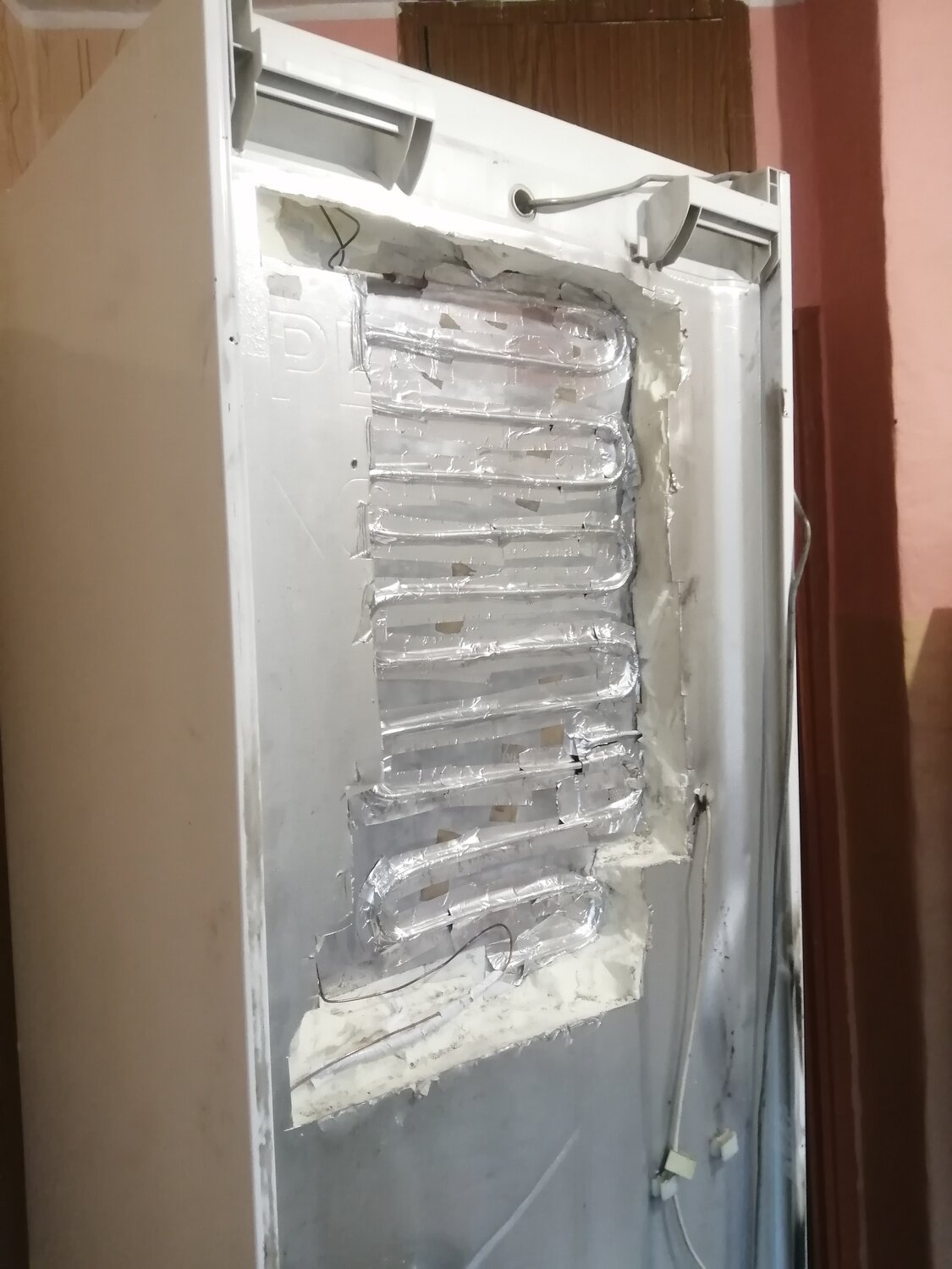 beko холодильная камера испаритель, холодильник, датчик в запененной части холодильника электролюкс, ремонт холодильников, испаритель холодильника либхер