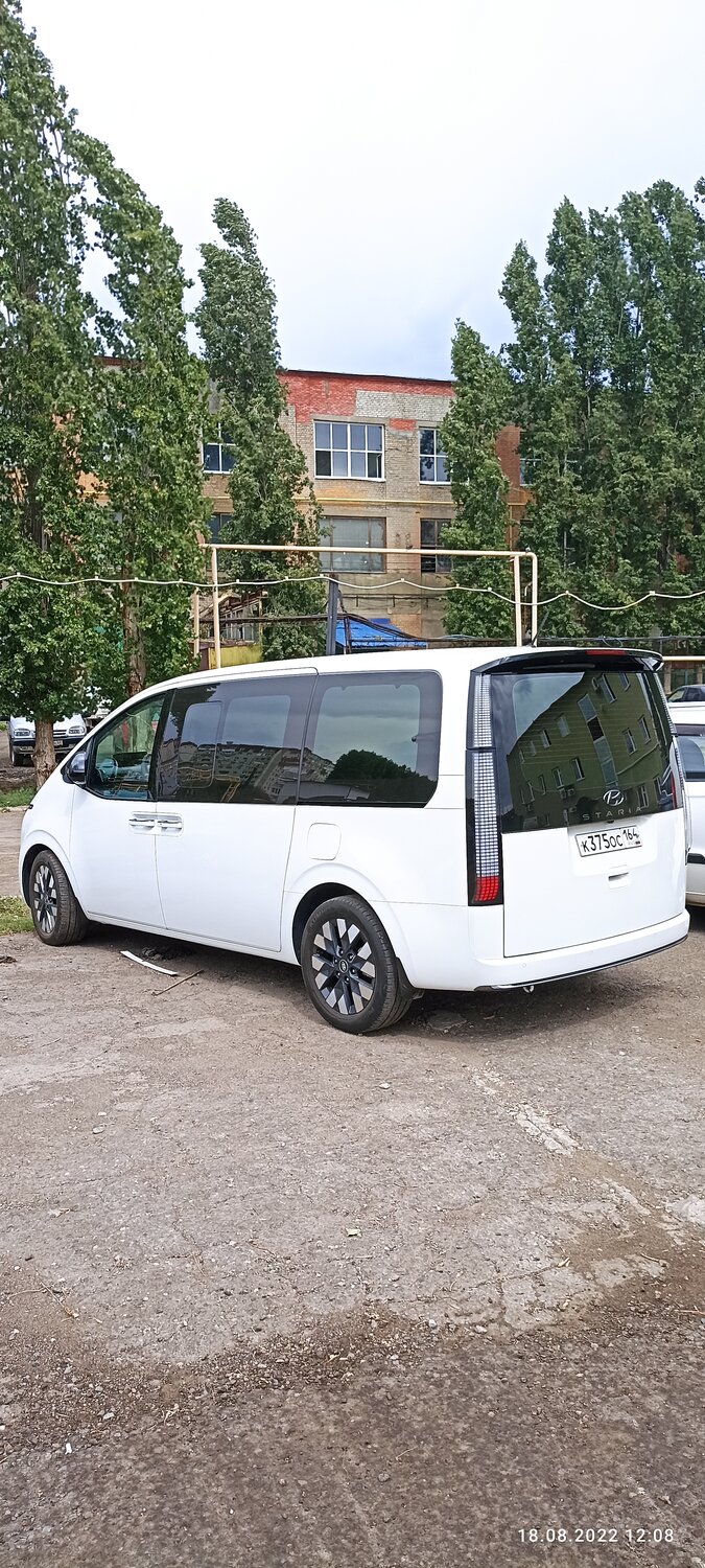 hyundai staria 2021 белая, hyundai staria 2022, hyundai микроавтобус 2022 staria, hyundai staria 2021, Honda Mobilio