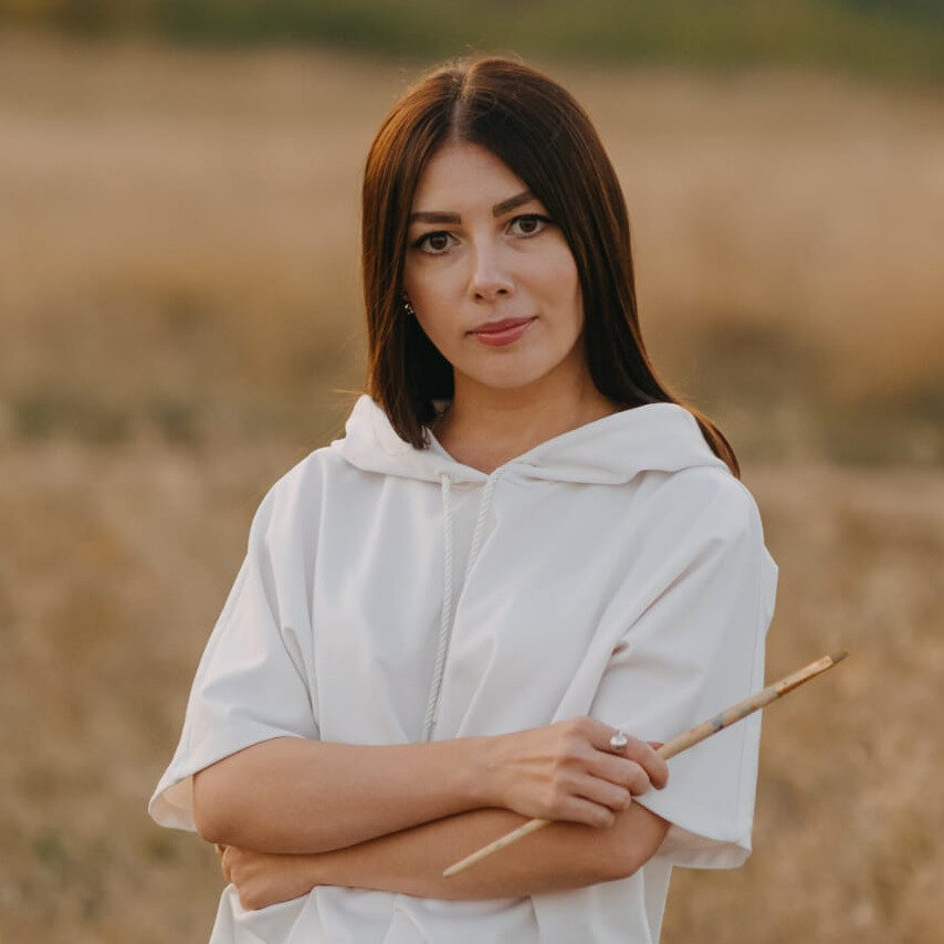 Арина Емельянова