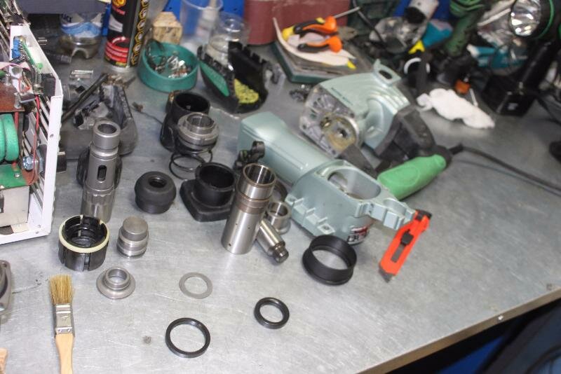 перфоратор макита 2450 разборка редуктора, ремонт перфоратора, h45mr hitachi деталировка, макита 5001 перфоратор редуктор, ремонт