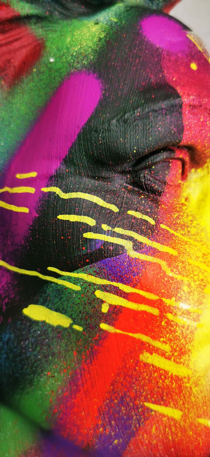 размытое изображение, глаз красками, яркие краски, фестиваль красок холи, фестиваль красок