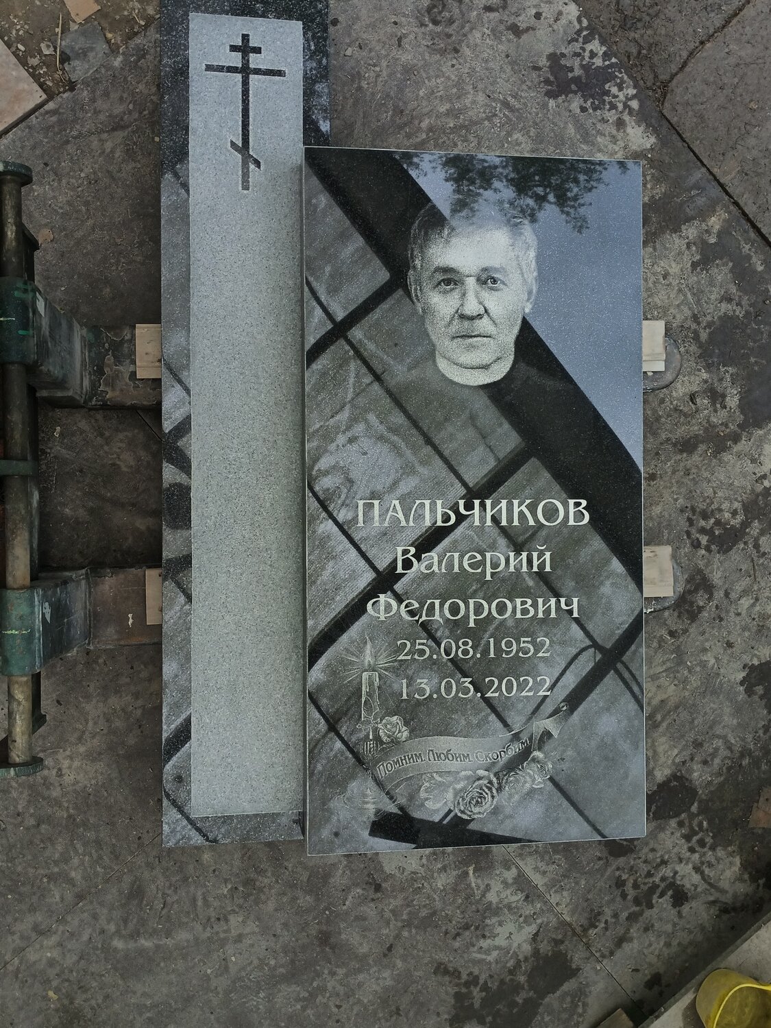 памятник, гранитные памятники, надгробные памятники, памятник янцевский гранит, гранит памятник