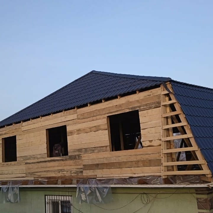 крыша дачи из рубероида, кровли крыши, крыша дачного дома, крыша, ломаная крыша