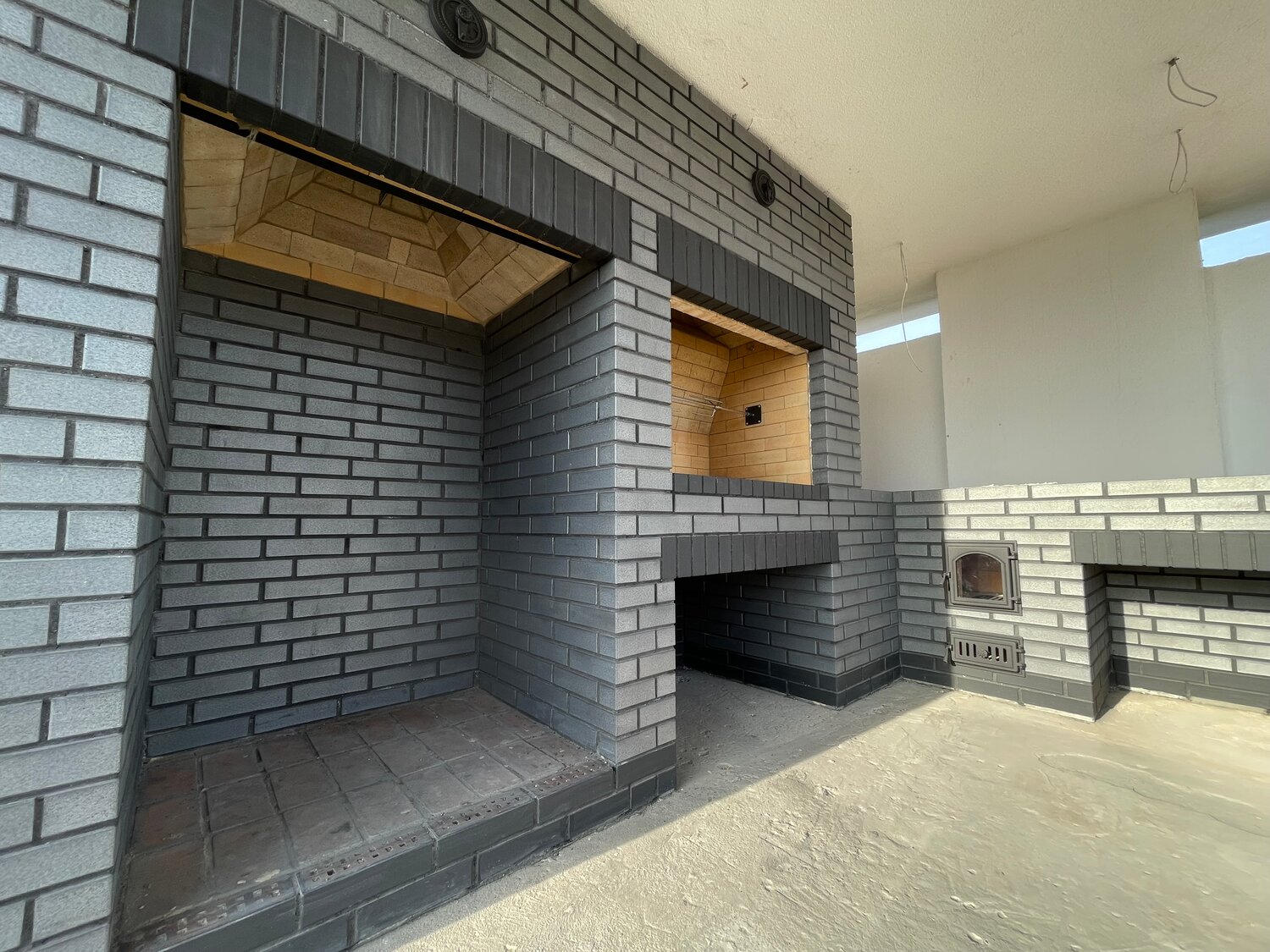 барбекю комплекс из кирпича, печь с мангалом, камин барбекю, барбекю комплекс, барбекю из кирпича в современном стиле