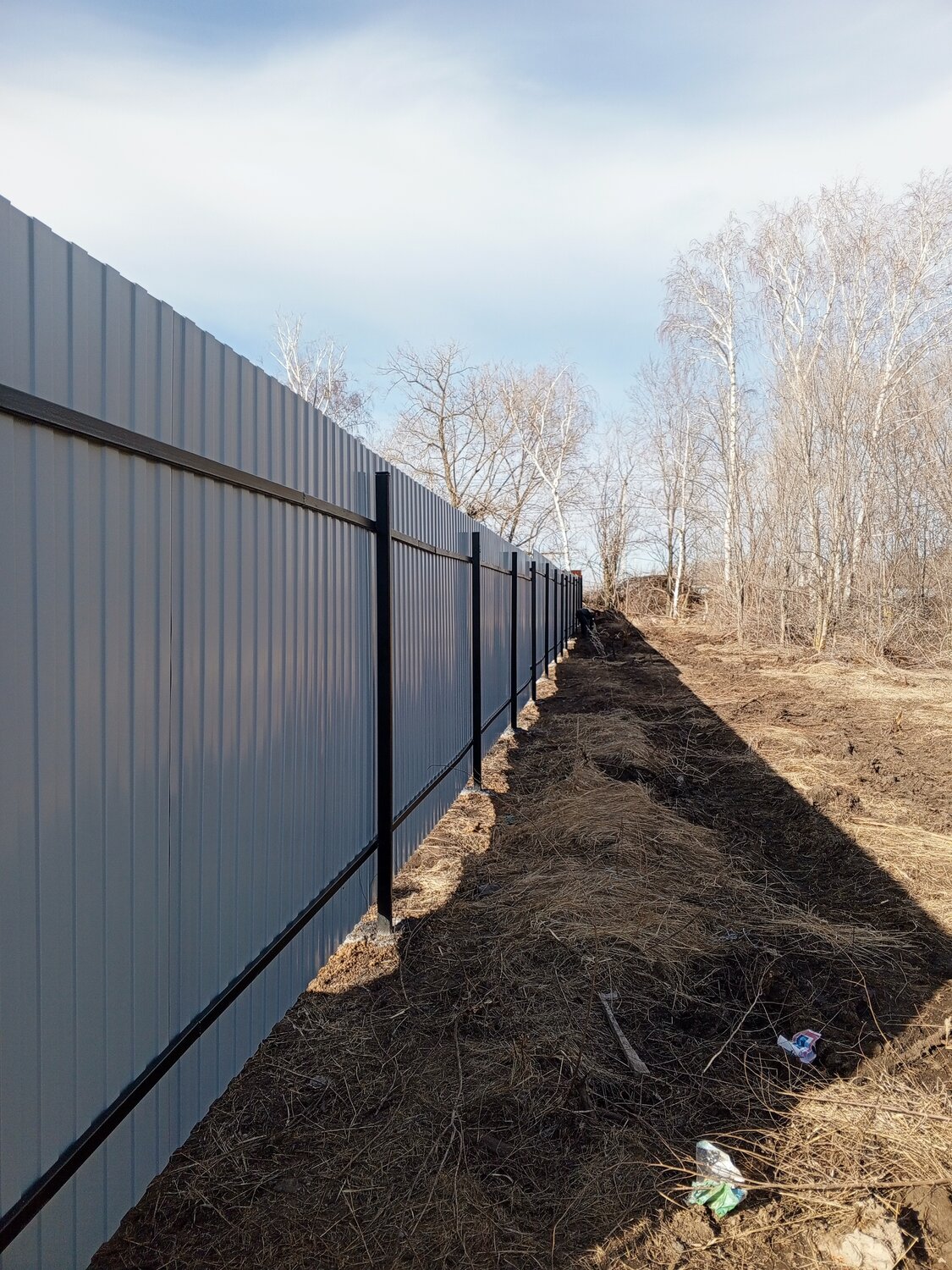 забор профлист, профнастил для забора, забор из профнастил, забор из профлиста, забор из профлиста с металлическими столбами