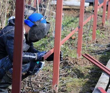 монтаж забора, сварка забора, каркас забора из профильной трубы, сварочные работы, каркас забора