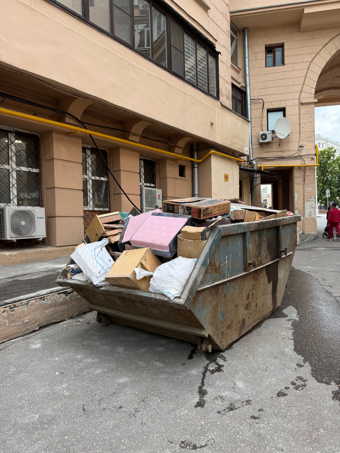 вывоз мусора, мусорные баки, мусорные контейнеры, вывоз мусора в москве, мусор