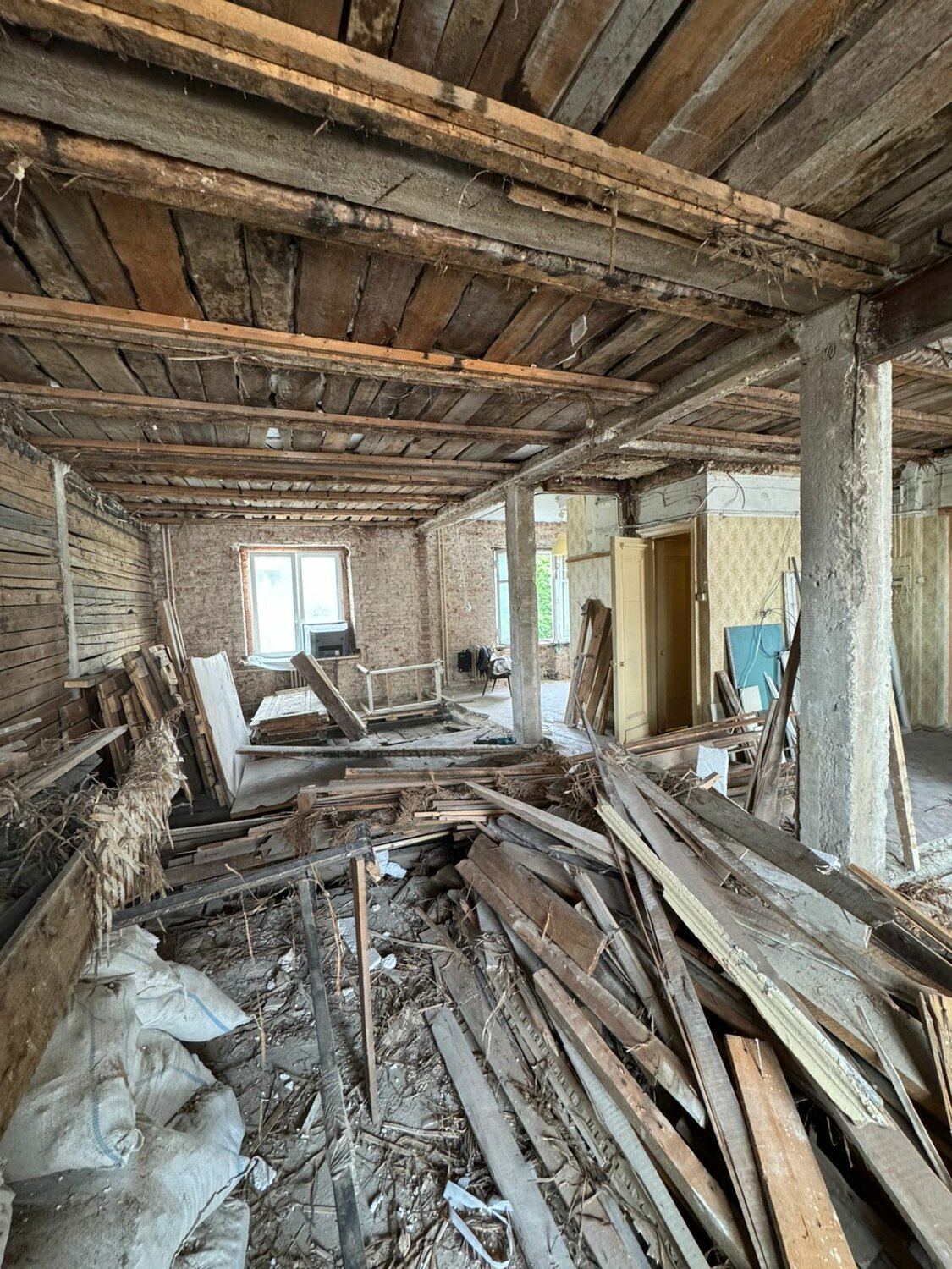 деревянные перекрытия в сталинских домах, деревянные перекрытия в сталинке, деревянные перекрытия в многоквартирном доме, дом, перекрытия в доме
