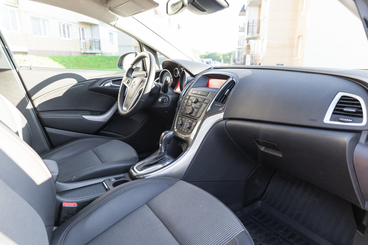 Аренда автомобиля Opel Astra J в Туле