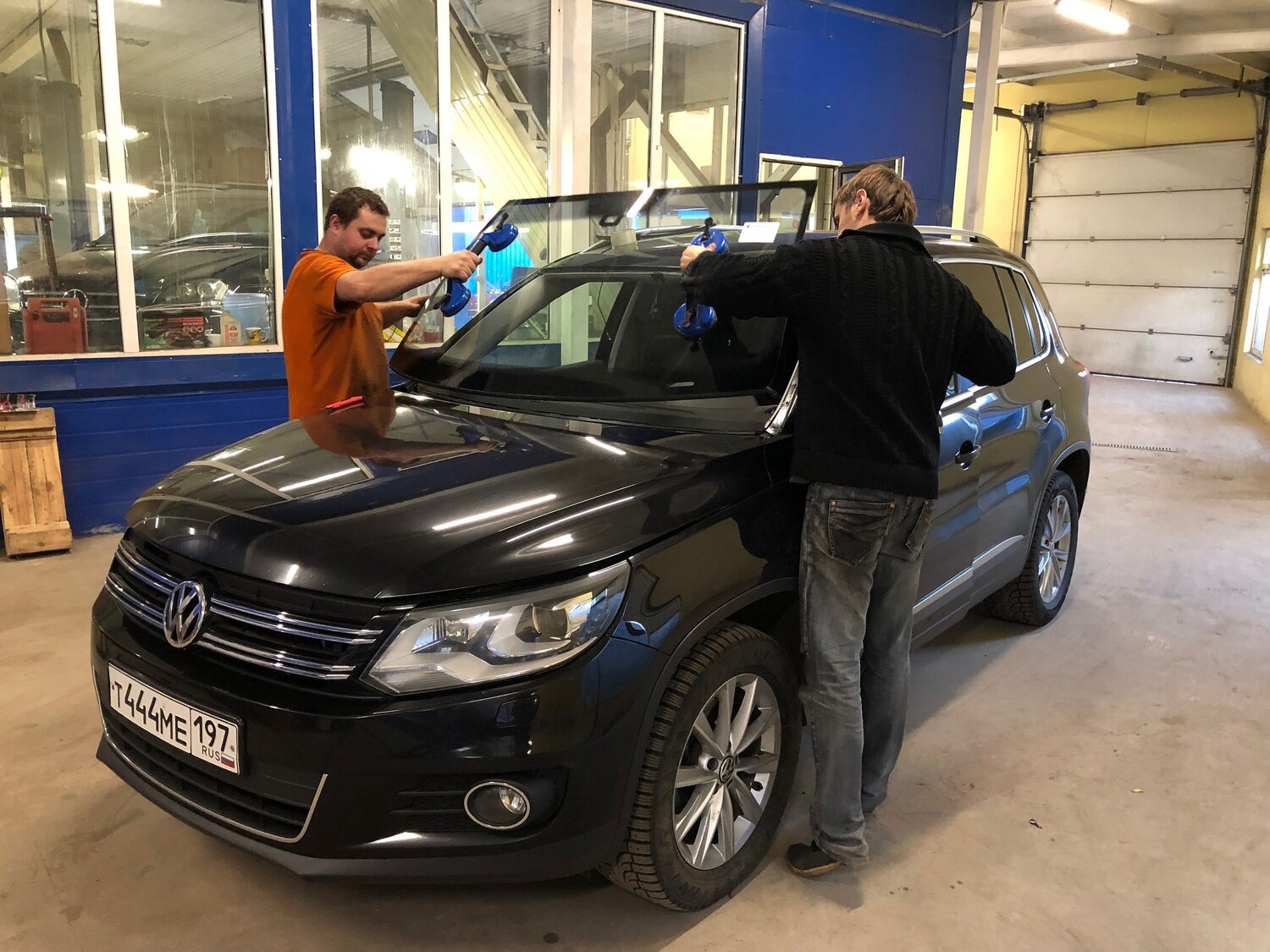 volkswagen tiguan, volkswagen tiguan 2007 атермальное лобовое стекло, атермальное стекло на тигуан, авто, автомобиль