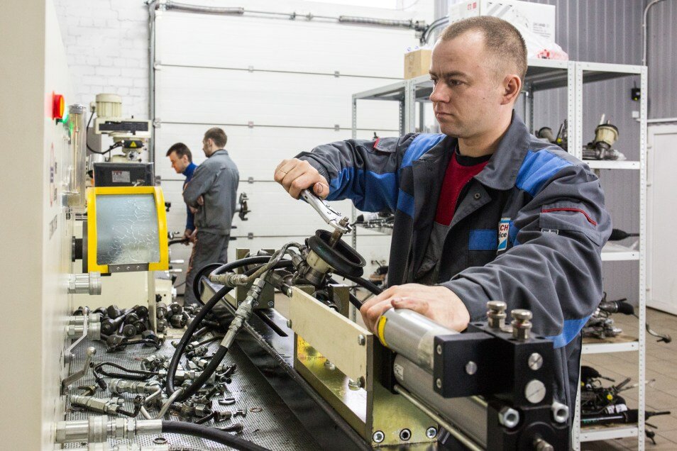 производство, бош сервис смоленск, наладчик технологического оборудования, техника, машиностроение