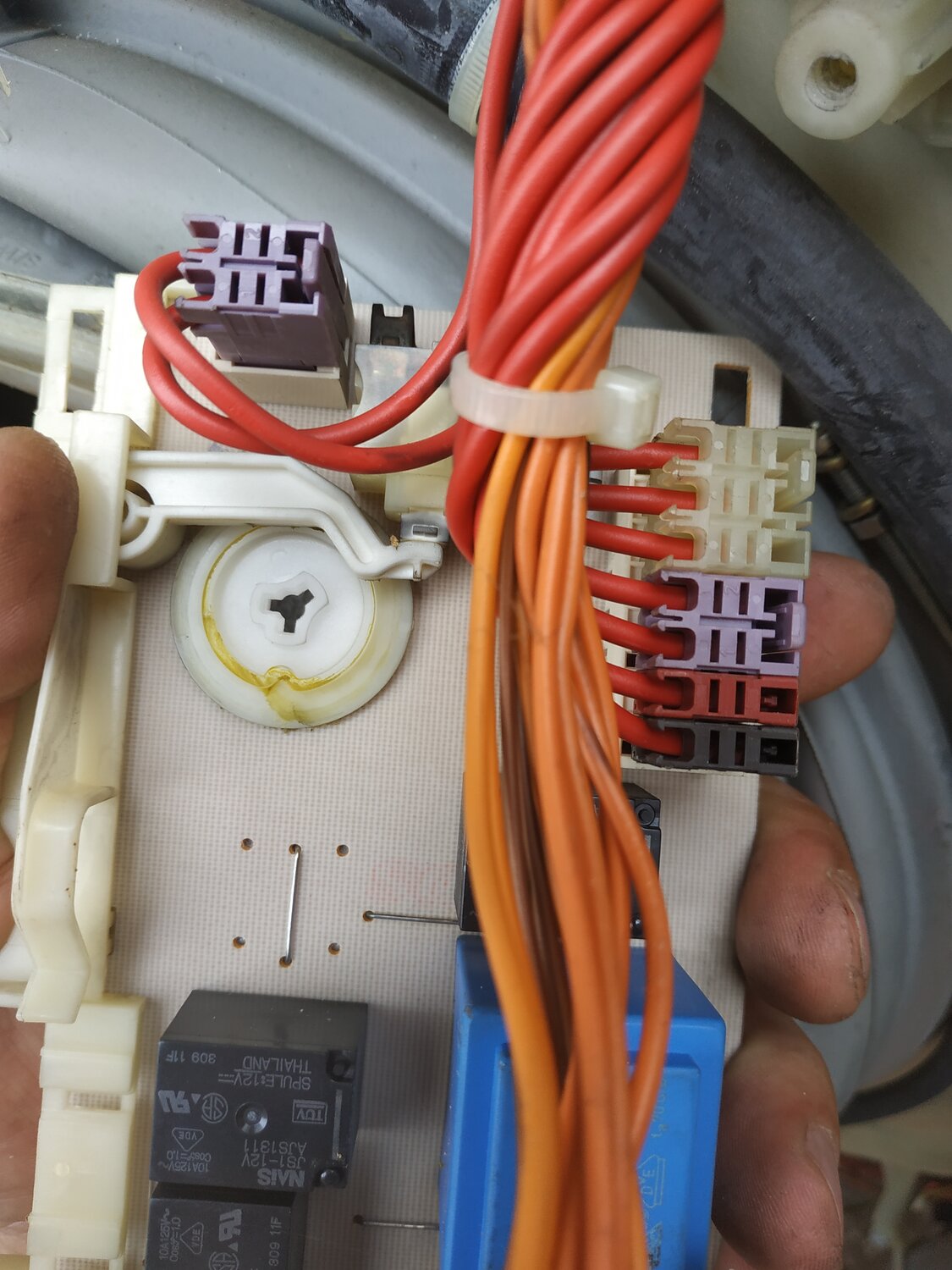 деталь, wiring, провода, стабилизатор напряжения перемычка, реле