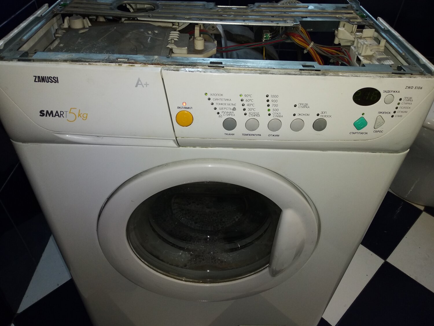 zanussi, стиральная машина zanussi 400x, стиральная машина zanussi 2006, zanussi стиральная машина 2007, стиральная машина zanussi zwd 586