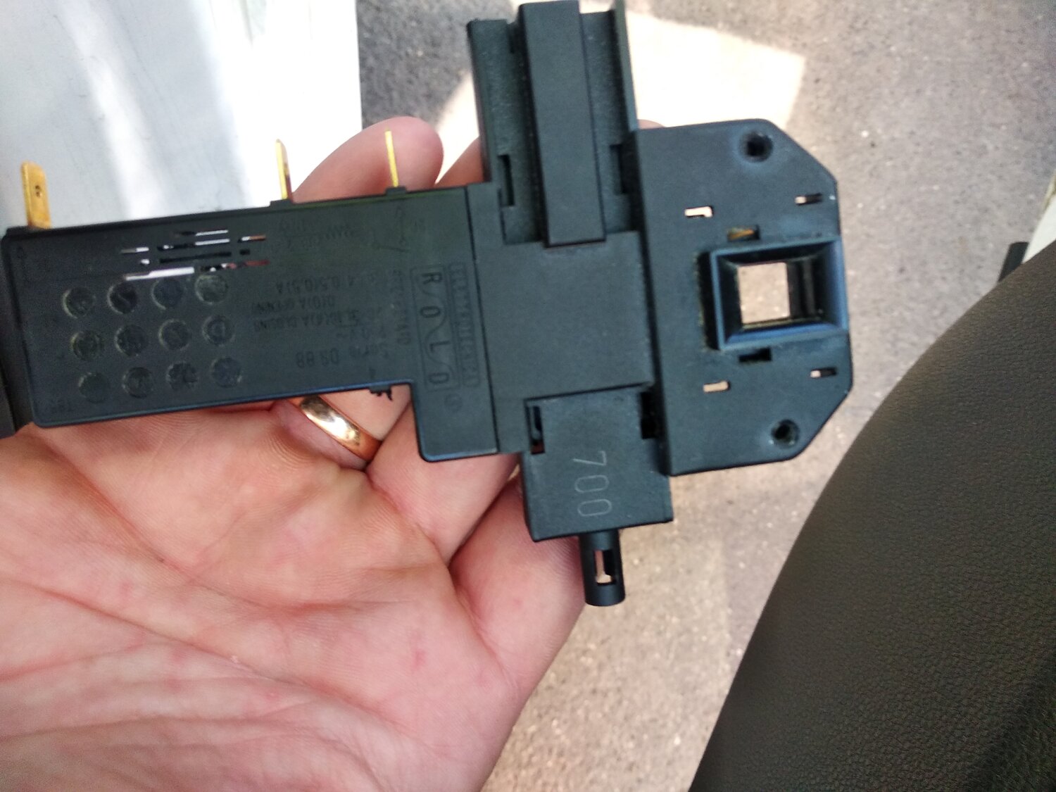 блокировка люка, блокировка люка rold, блокировка люка (убл) bosch da000 95694247, блокировка люка 051438 для стиральной машины ariston, устройство блокировки люка