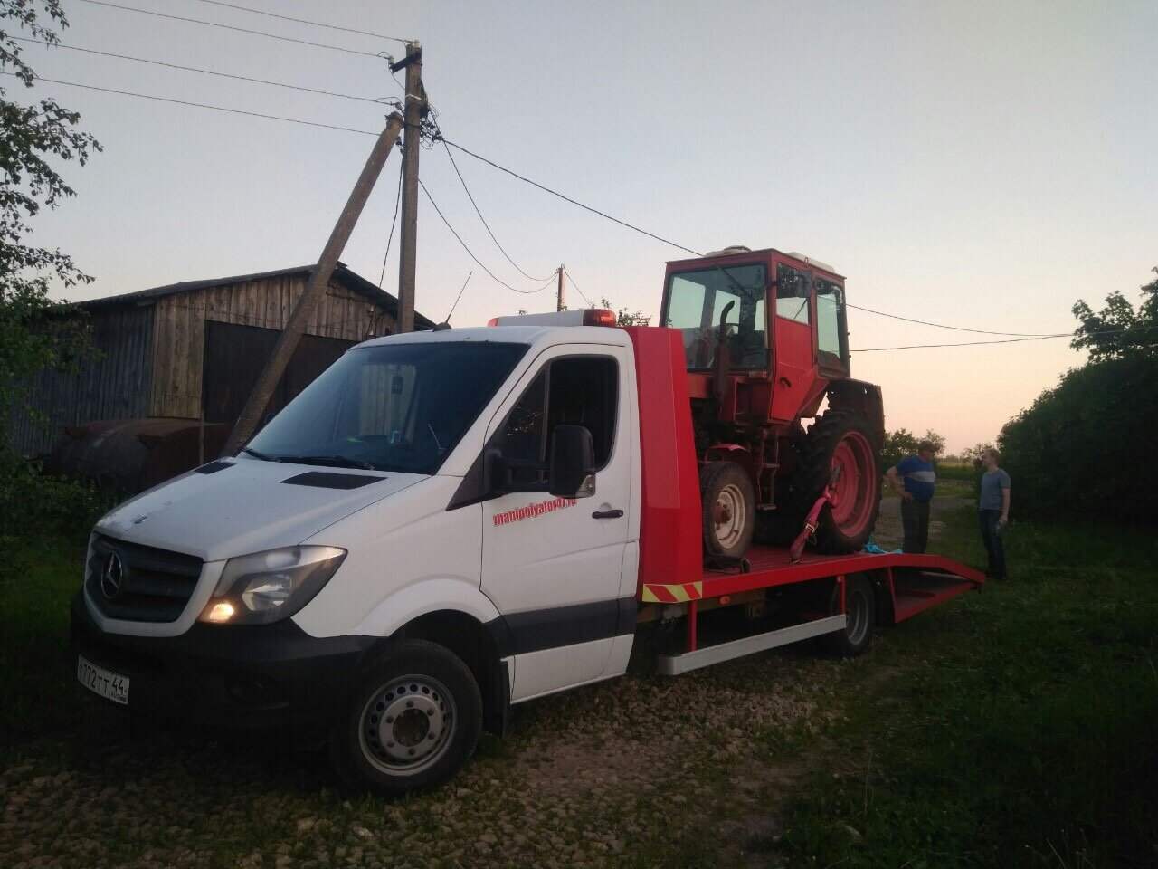 эвакуатор, mercedes-benz sprinter, фольксваген крафтер эвакуатор, спецтехника эвакуатор, машина эвакуатор