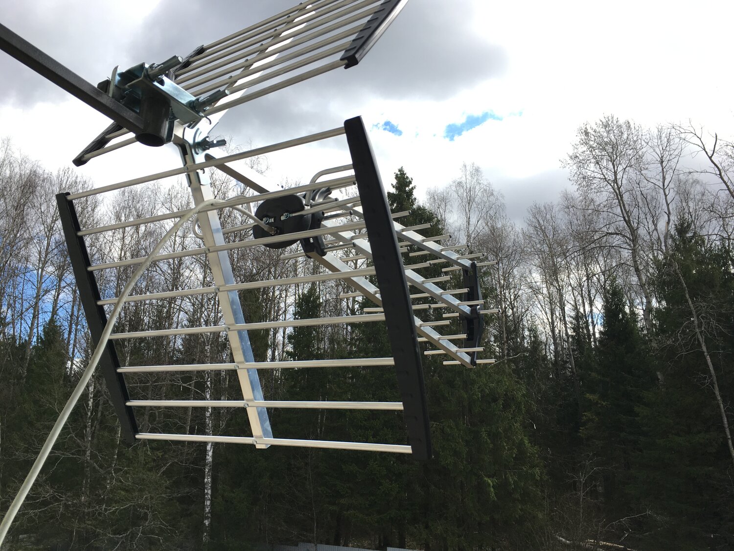 антенна, antenna, уличная активная антенна godigital av 6520, эфирная антенна кс47 триплекс 21-69, антенна дмв кс47/21-69 триплекс