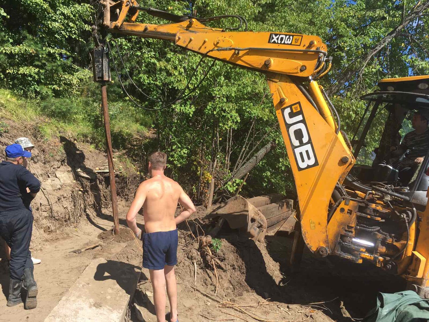 спецтехника экскаватор, jcb backhoe loader-leveling hilly uneven narrow road, jcb 3cx с гидромолотом, экскаватор jcb js260lc, экскаватор погрузчик jcb копает