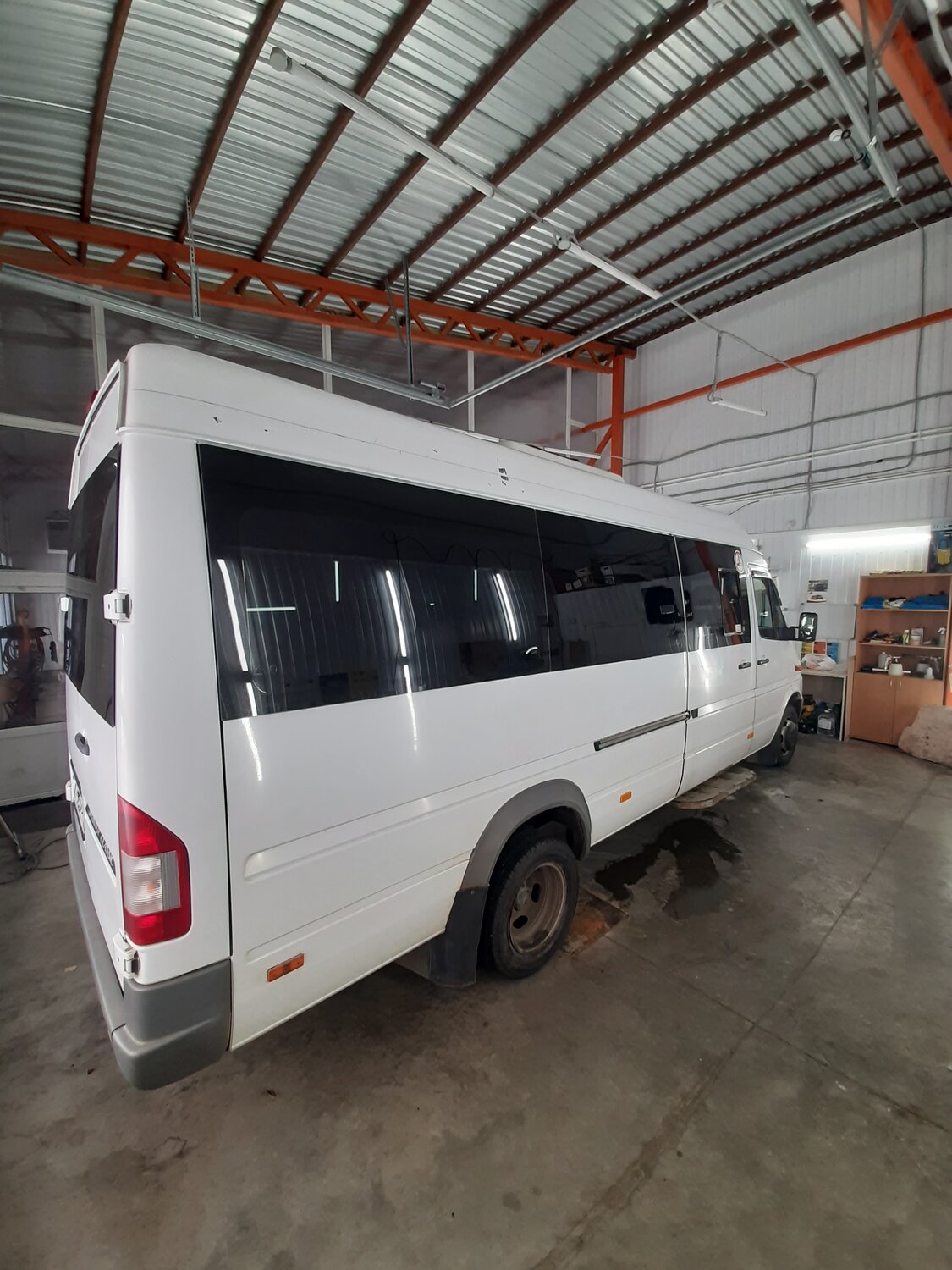 mercedes-benz sprinter, мерседес спринтер туристический микроавтобус, мерседес спринтер классик 2018 микроавтобус, мб спринтер классик 2018, мерседес спринтер 411