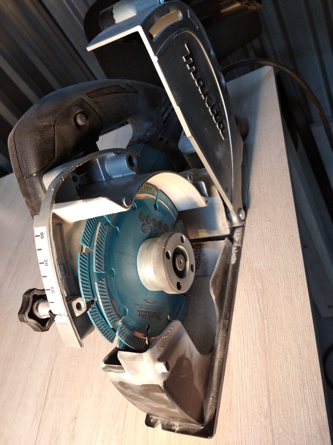 газонокосилка makita 46, газонокосилка makita elm3800, триммер бензиновая макита dst300, продается пила торцевая макита, техника