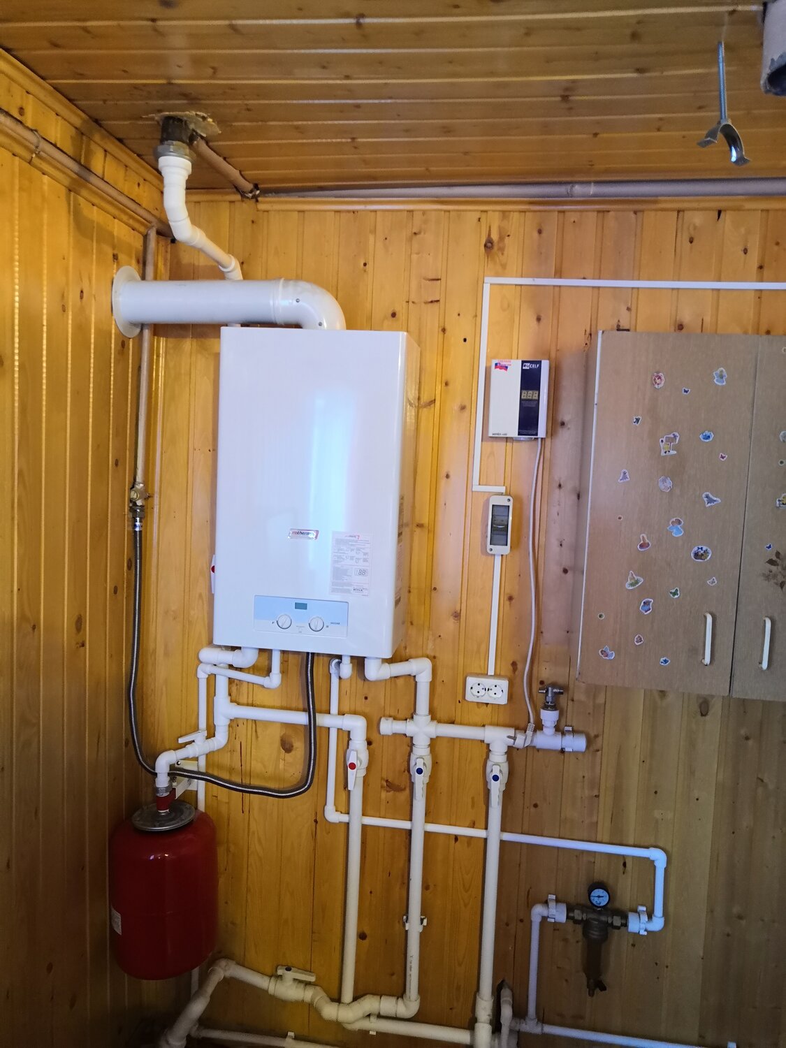отопление в частном доме для новьена котла, газовый котел в доме, газовый котел в частном доме, котел в частном доме, настенный газовый котел