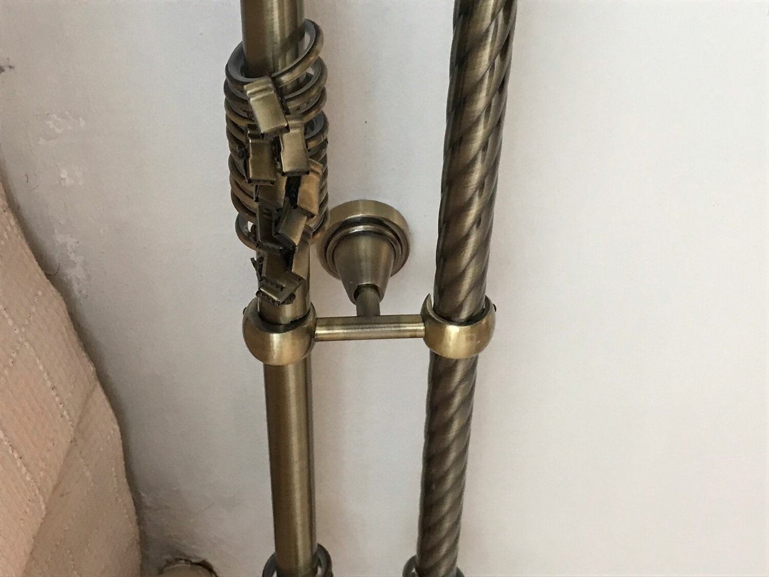 Установка карнизов