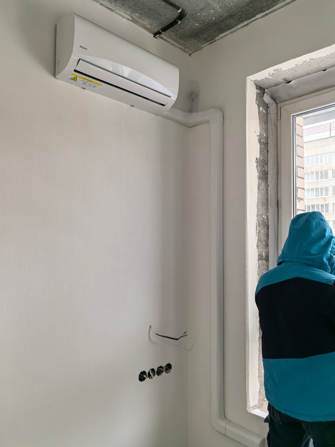 установка кондиционера, кондиционер монтаж, кондиционеры сплит системы, установленный кондиционер, кондиционер