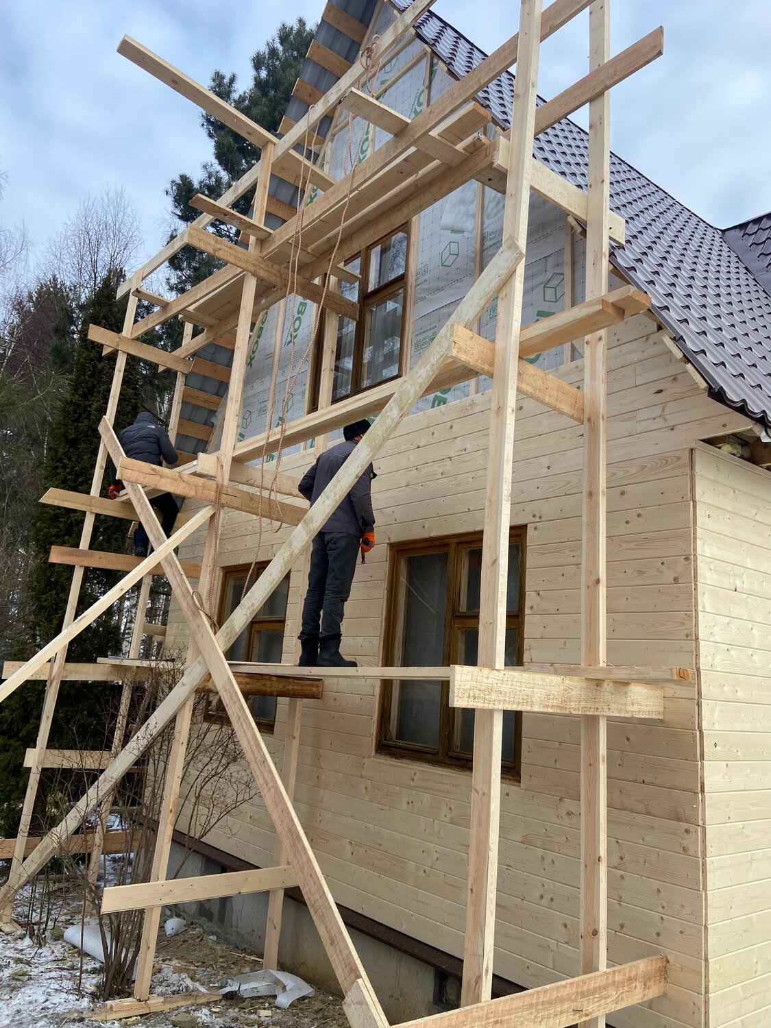 строительные леса из досок 150х50, каркасные дома строительство, каркасного дома, дом, загородный дом