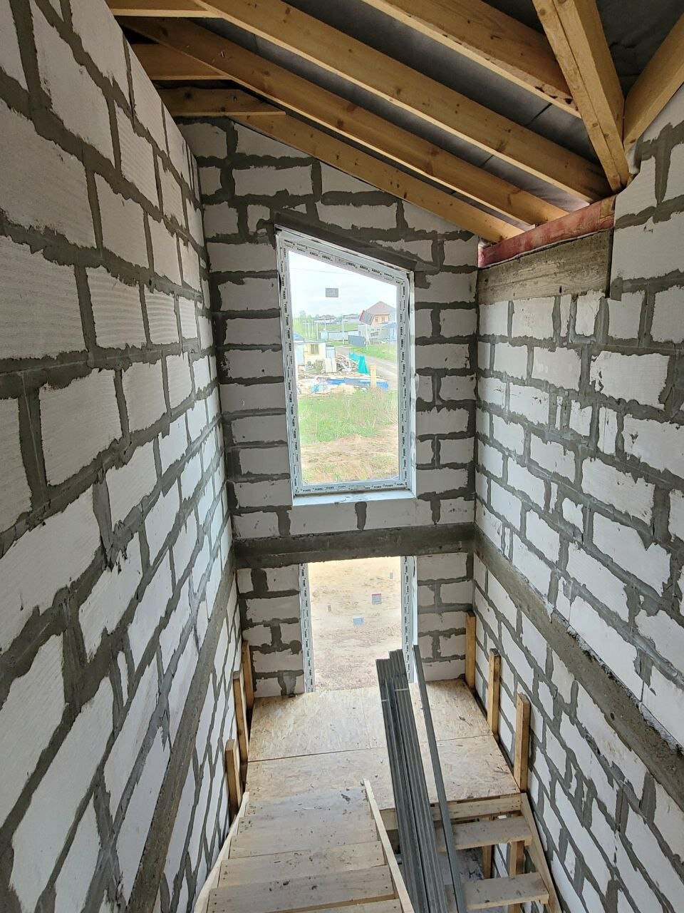 дом в, частного дома, коттедж, дом из газоблока, внутренняя отделка дома из газобетона