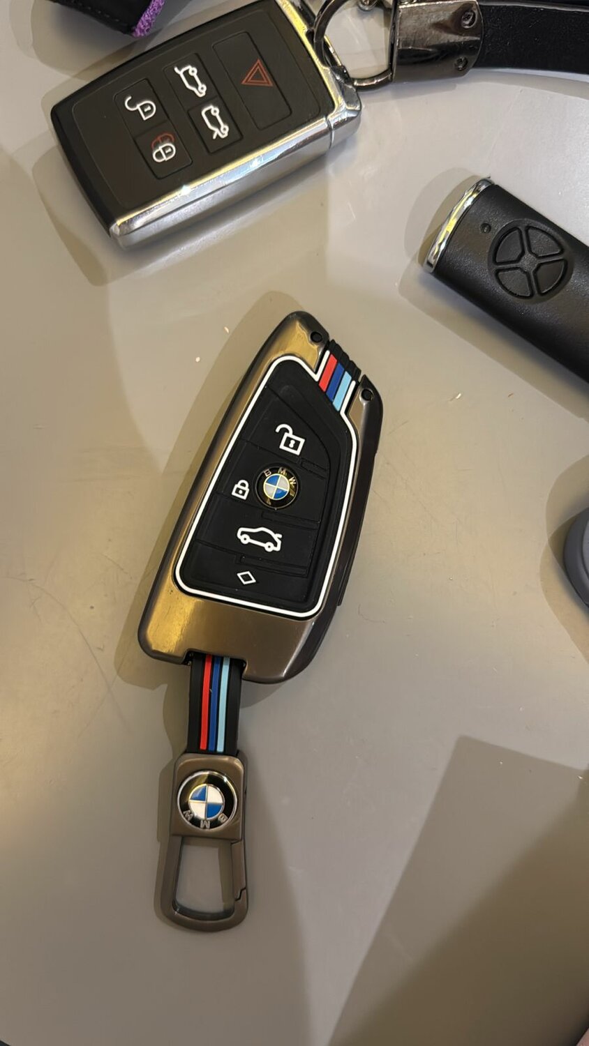 ключ бмв ф30, чехол для автомобильного ключа bmw, ключ бмв, ключи от бмв, ключи от bmw