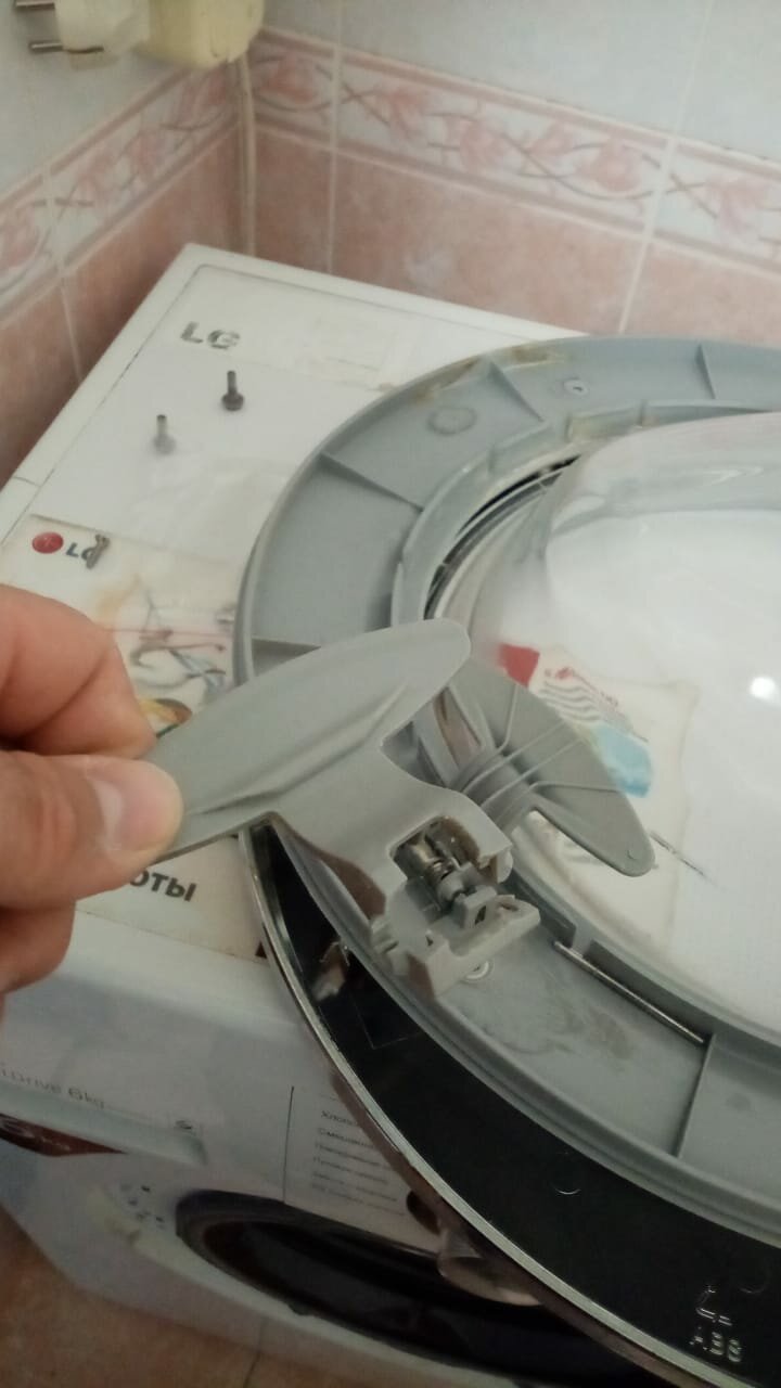 стиральная машина хотпоинт аристон, люк стиральной машины, бытовая техника, стиральная машина hotpoint ariston, стиральная машина hotpoint