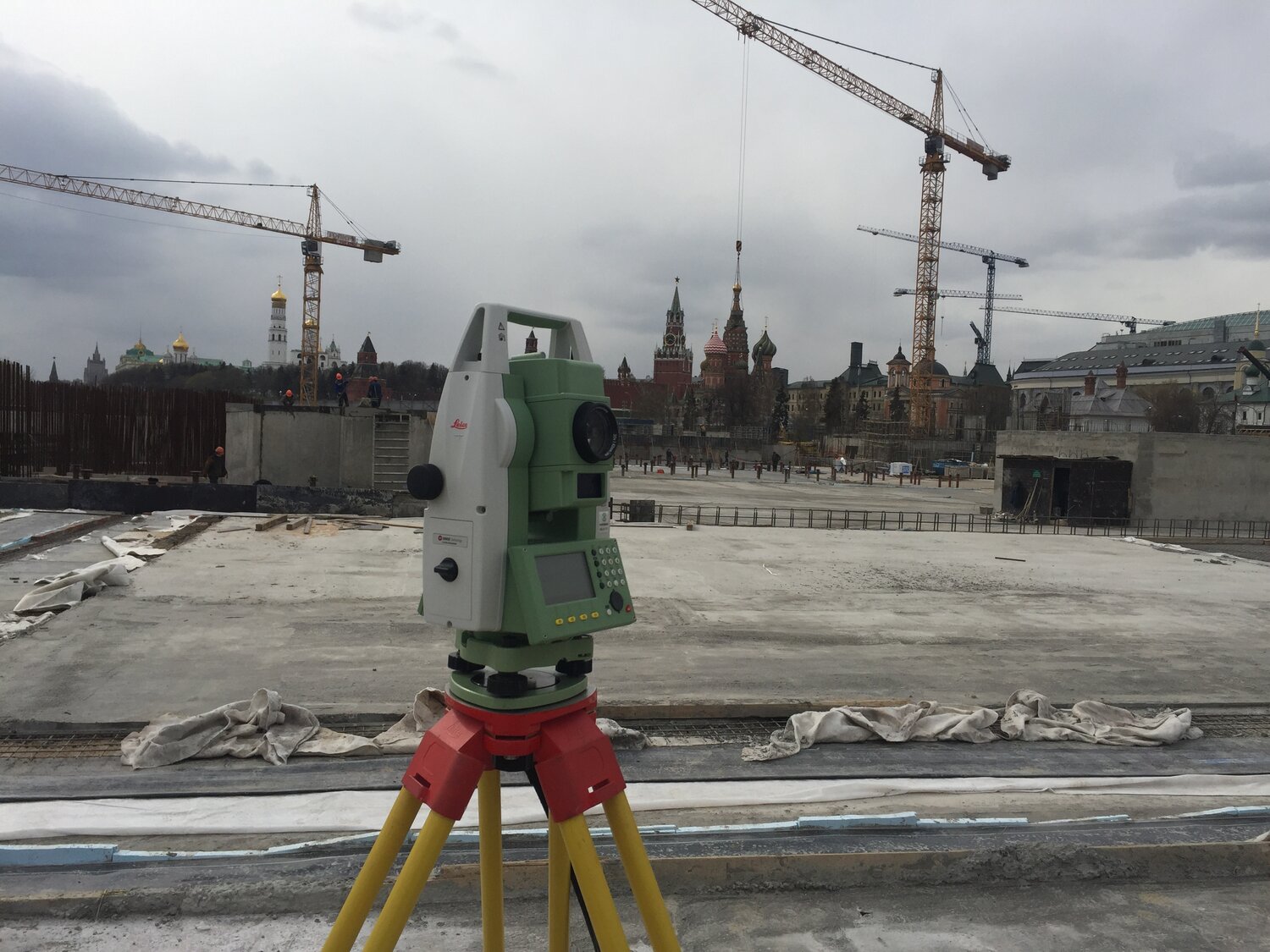 геодезия в строительстве, геодезические работы, геодезия, геодезист, геодезическая съемка