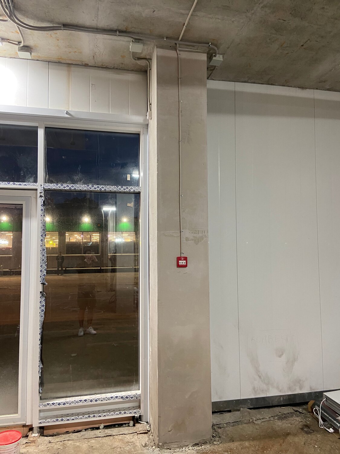 противопожарные ворота, противопожарные завесы на производстве, помещение, противопожарные преграды, аренда помещения