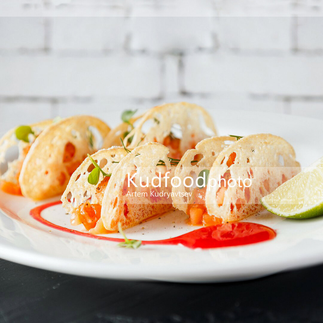 блюда, еда, цезарь с курицей, салат с куриным филе, цезарь с курицей ресторан