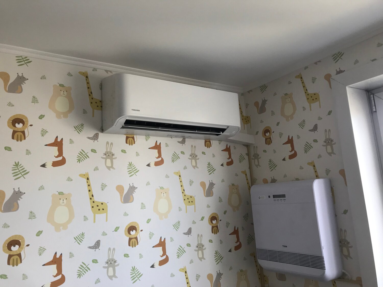 кондиционер сплит, кондиционер с установкой, кондиционеры сплит системы, установленный кондиционер, настенный кондиционер