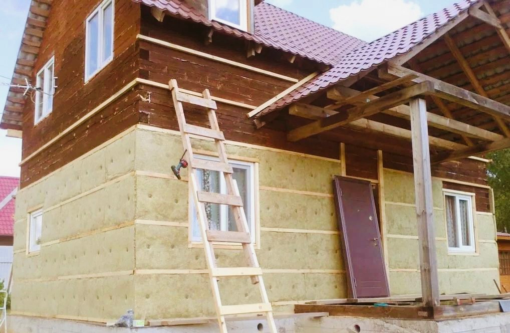 утепление деревянного дома, утепление брусового дома, утепление стен деревянного дома снаружи, утепление деревянного дома снаружи, утепление дома с наруже