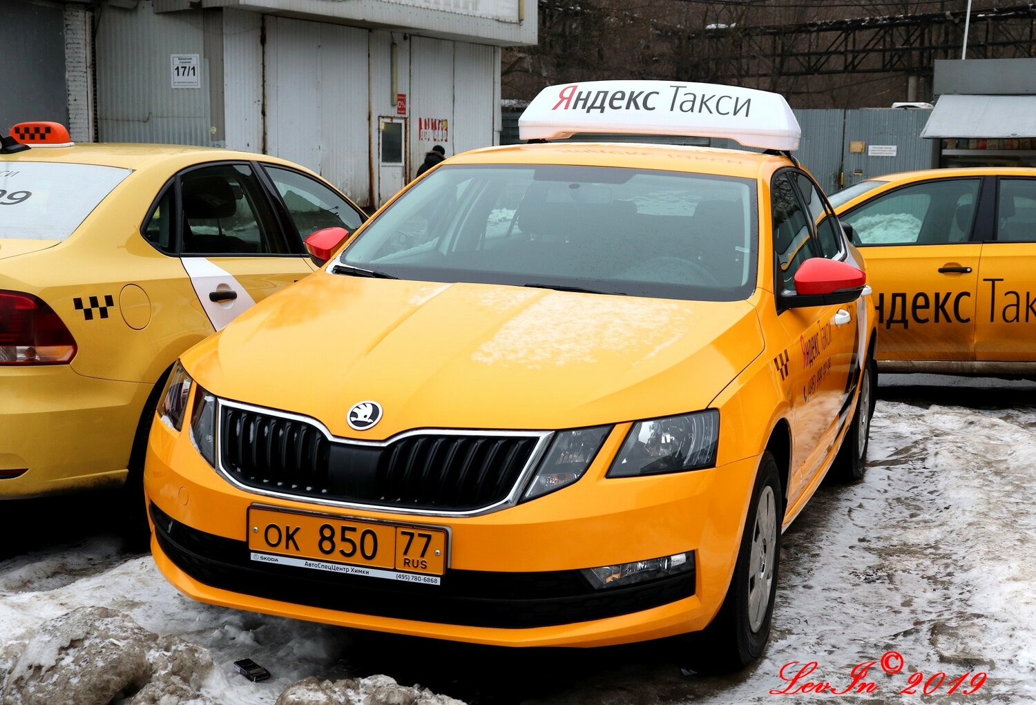 такси шкода, шкода октавия такси, такси в москве, такси такси, такси
