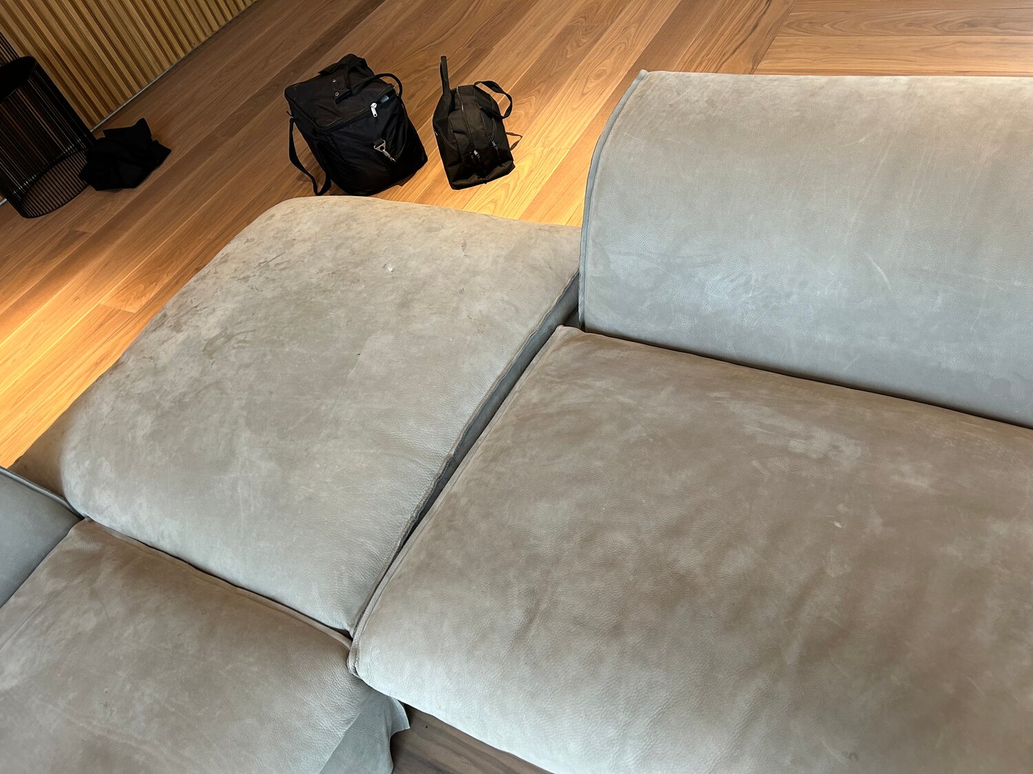 диван, прямой диван, диван мягкий, диван большой, серый диван