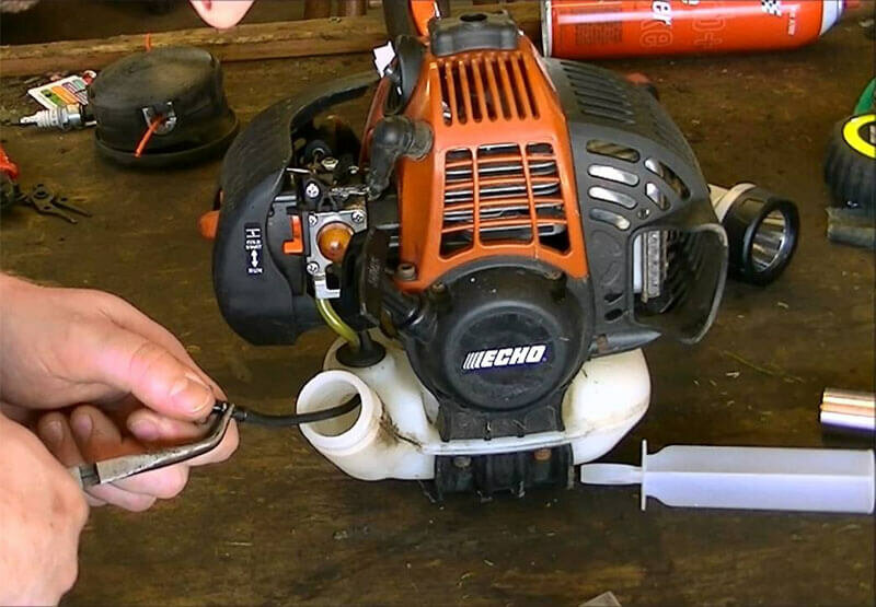 мотокоса штиль, бензотриммер хускварна 128р регулировка холостого хода, бензиновый триммер carver gbc-043m, мотокоса бензиновая, бензокоса hitachi cg40ey