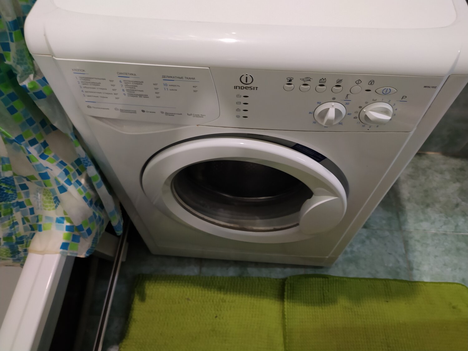 стиральная машина indesit, стиральная машина индезит, indesit, стиральная машинка indesit, стиральная машина indesit wisl 102