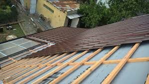 обрешетка контробрешетка кровли, монтаж металлочерепицы, монтаж кровли, профлист на крыше, кровельная обрешетка