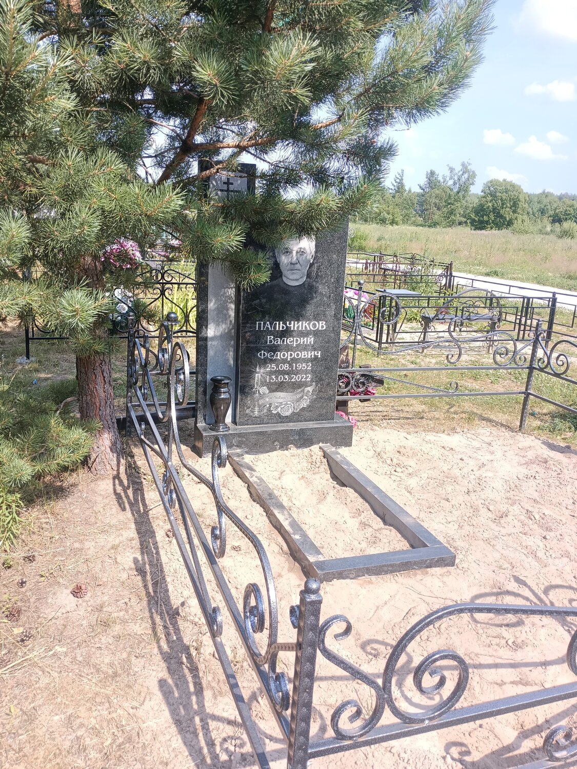 памятник, памятники на кладбище, памятники надгробные, памятника на могилу, памятники на могилу на кладбище
